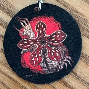 DEMIGORGON (From Stranger Things) keychain.